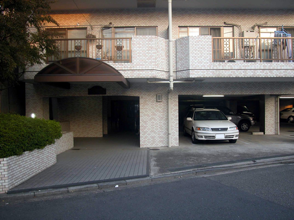 コートハウス024市が尾の外観