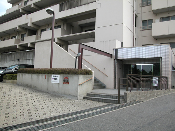 コスモ宮前平の外観