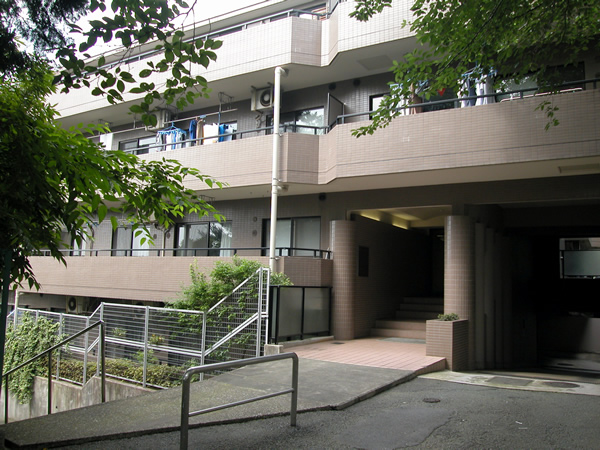 コスモけやき平の外観