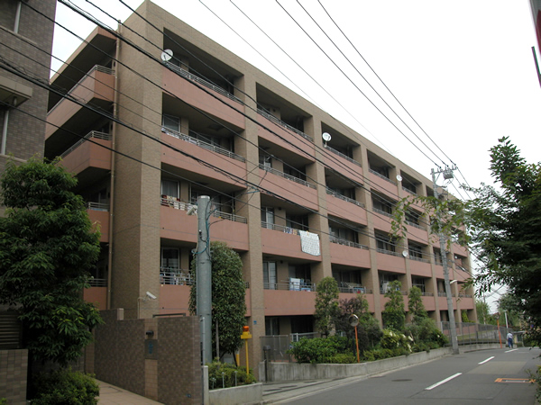 クレッセント宮前平の外観