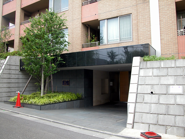 クレッセント宮前平の外観