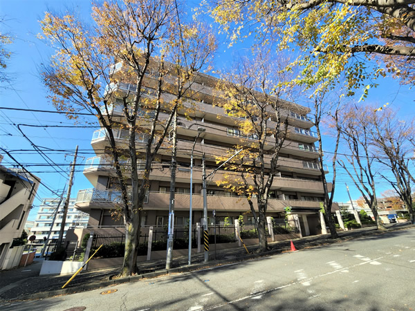 たまプラーザ美しが丘パークホームズの外観