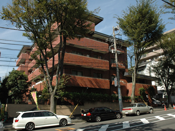 グリーンシティーたまプラーザ3番館の外観