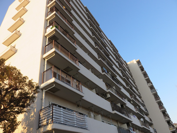 かしわ台パークハイツの外観