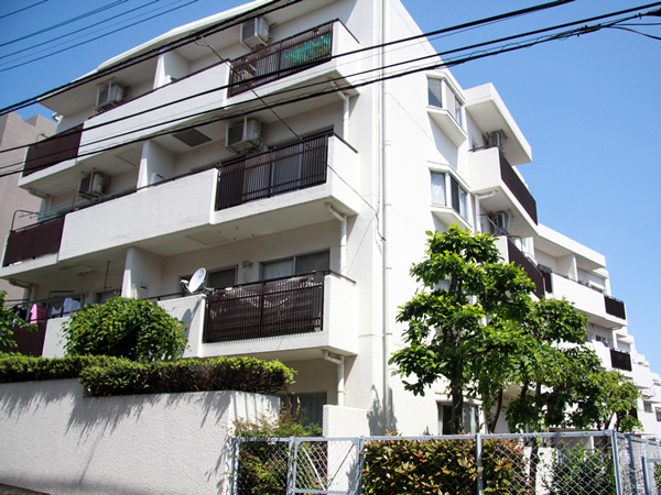 宮崎台公園スカイマンションの外観