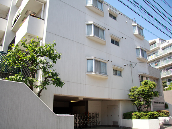 宮崎台公園スカイマンションの外観