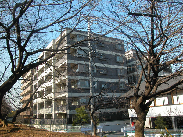 ファミール鷺沼パークフロントの外観