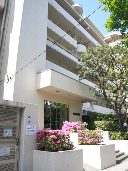 宮崎台東パークホームズの外観