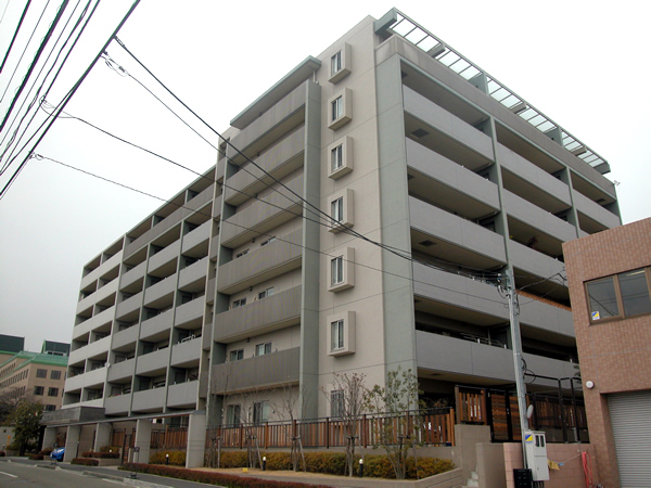 コスモたまプラーザグリーンガーデンの外観