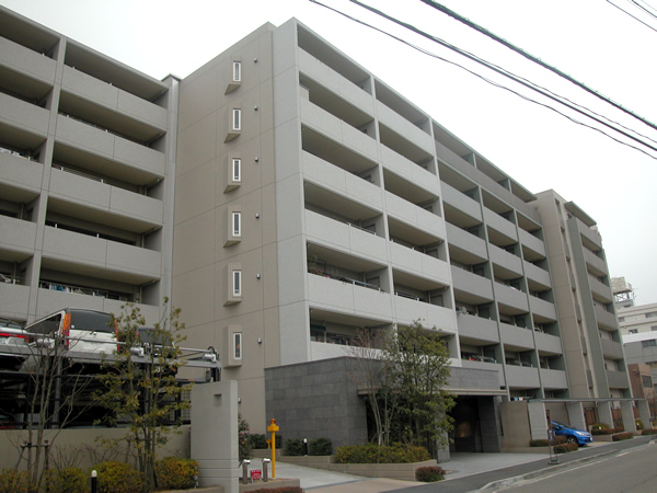 コスモたまプラーザグリーンガーデンの外観