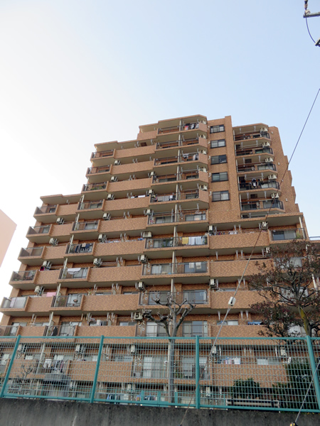 ライオンズマンションかしわ台の外観