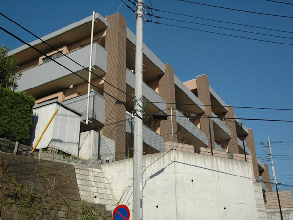 サンクレイドルたまプラーザの外観