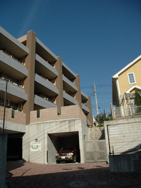 サンクレイドルたまプラーザの外観