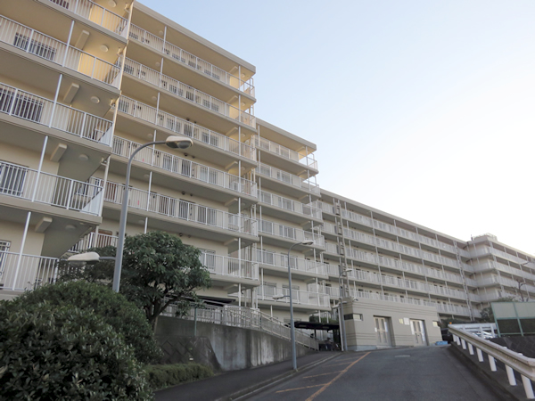 モアステージ海老名の外観