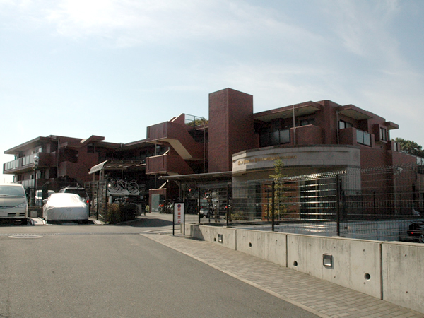 ライオンズマンション美しが丘の杜の外観