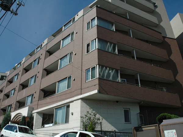 プレシャスヒルズたまプラーザの外観