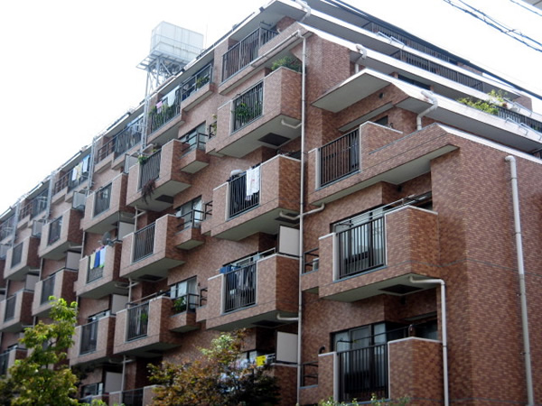 ソフトタウンたまプラーザの外観