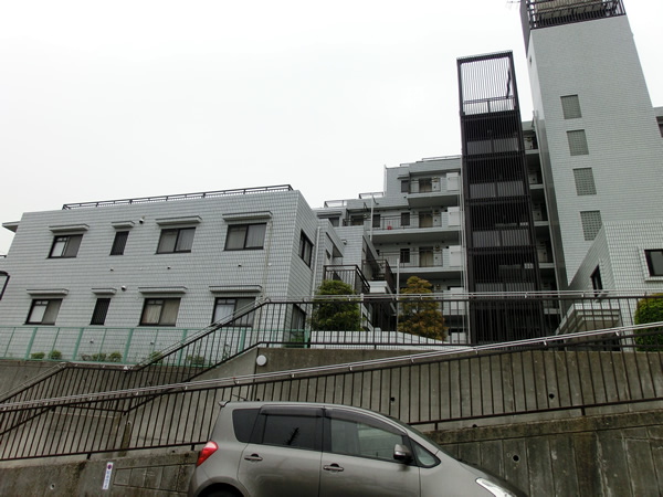 ファミネス宮崎台の外観