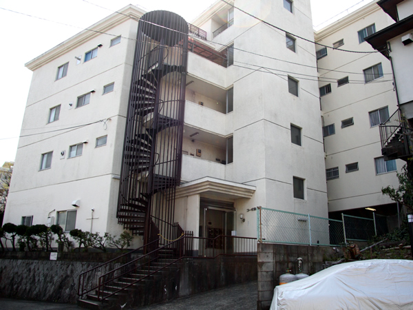 コーポ宮崎台の外観