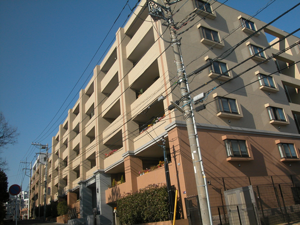 オーベル宮崎台の外観