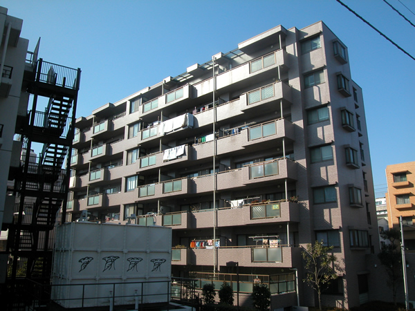 チュリス宮崎台の外観