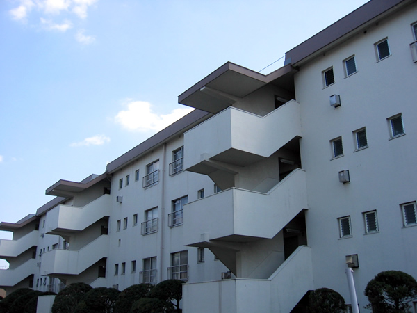 東急市が尾ドエリングＡ棟の外観