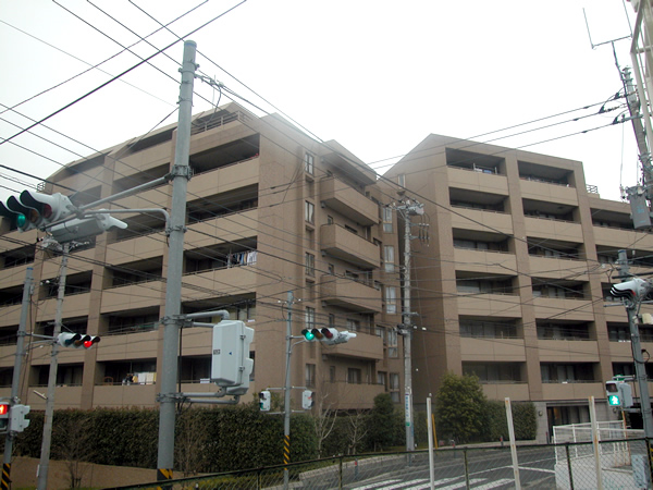 オーベル青葉台つつじが丘の外観