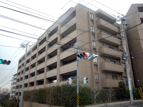 オーベル青葉台つつじが丘の外観