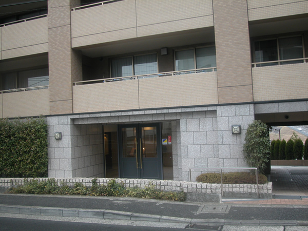 オーベル青葉台つつじが丘の外観