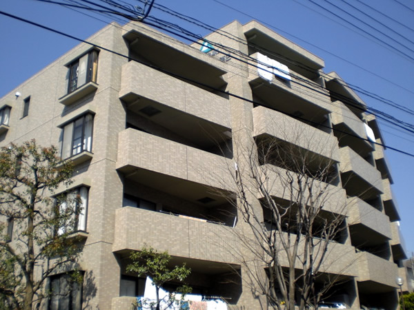 サーパス青葉台第2の外観