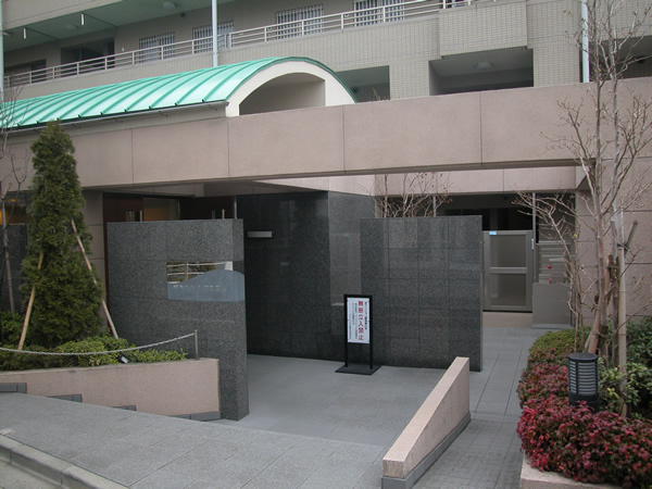 グランヒルズ青葉台の外観