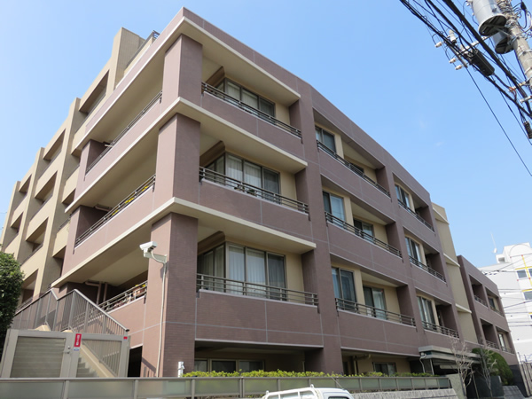 ヒルズ青葉台2丁目の外観