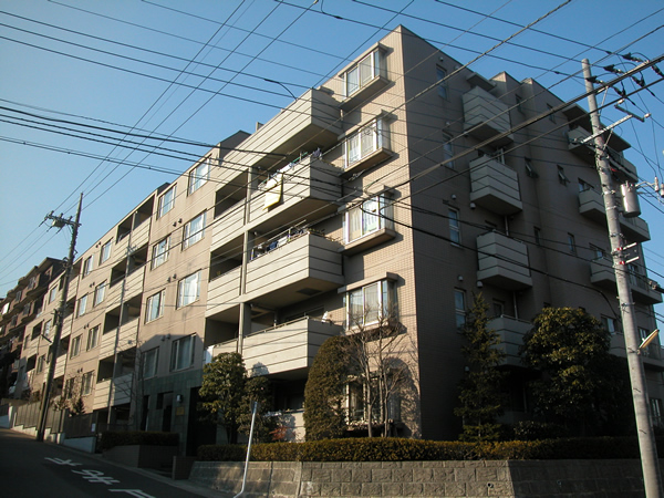 鷺沼ヒルズの外観