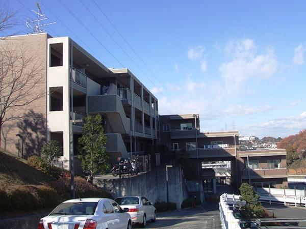 プレール日吉台の外観