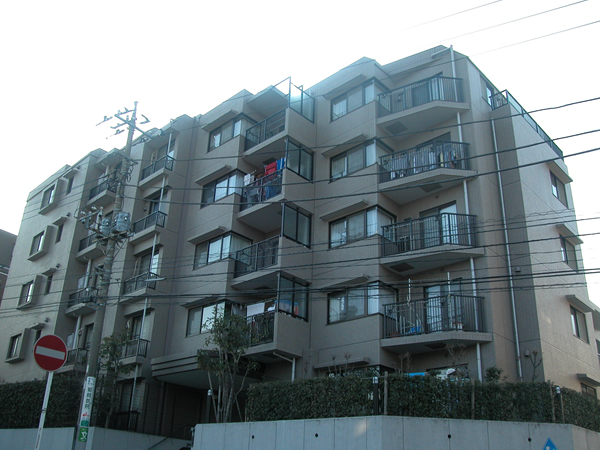 鷺沼小台パークホームズの外観