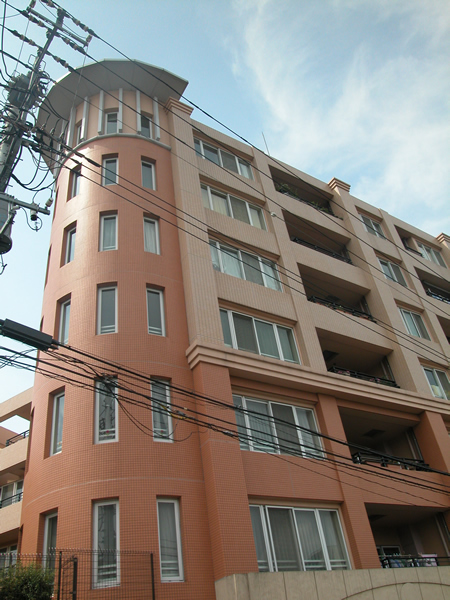 ラヴィドール宮前平の外観