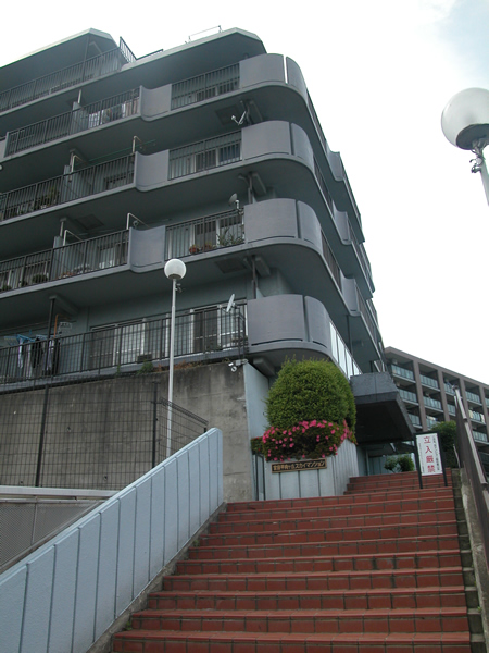 宮前平向ヶ丘スカイマンションの外観