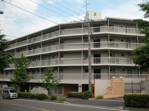 向ヶ丘コーポビアネーズの外観