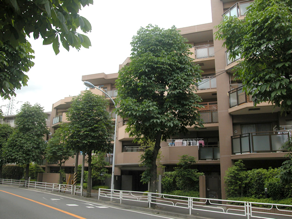 藤和シティホームズ鷺沼ガーデンプロトの外観