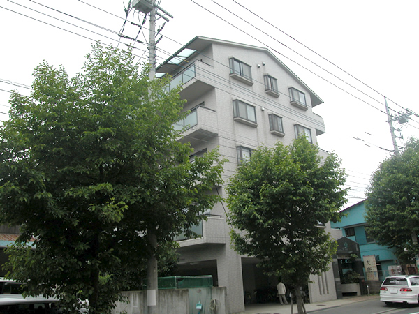 梶ヶ谷三和プラザの外観