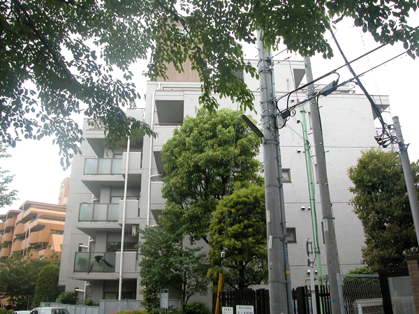 ライオンズヒルズ梶ヶ谷東の外観