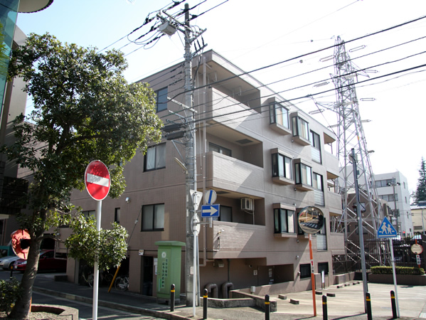 マイキャッスル宮崎台イーストコートの外観