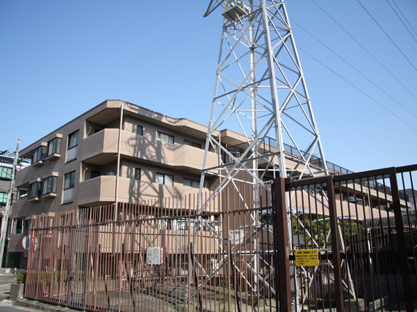 マイキャッスル宮崎台イーストコートの外観