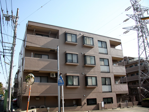 マイキャッスル宮崎台イーストコートの外観