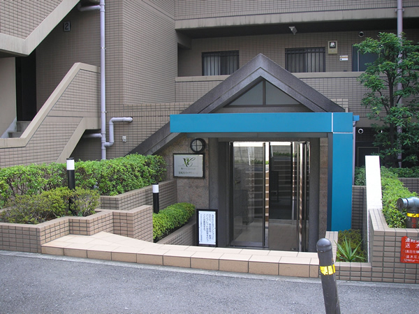 マイキャッスル宮崎台イーストコートの外観