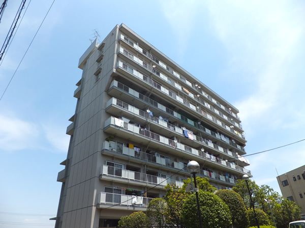 東急鷺沼スカイドエリングＡ棟の外観