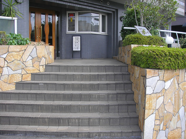 セザールたまプラーザの外観