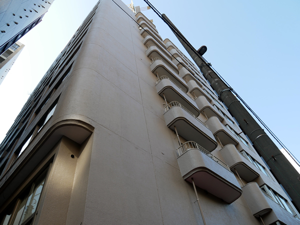 東カングランドマンションキャッスル池袋の外観