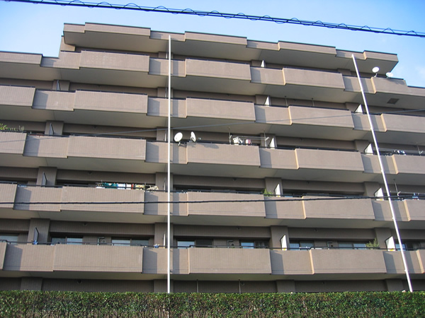 東急ドエルアルス鷺沼東の外観