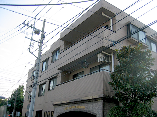 クリオ鷺沼1番館の外観